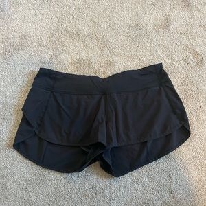 Lululemon lined running shorts size 8